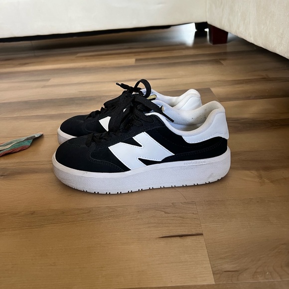 New Balance CT 350 black & white women’s - Picture 1 of 4
